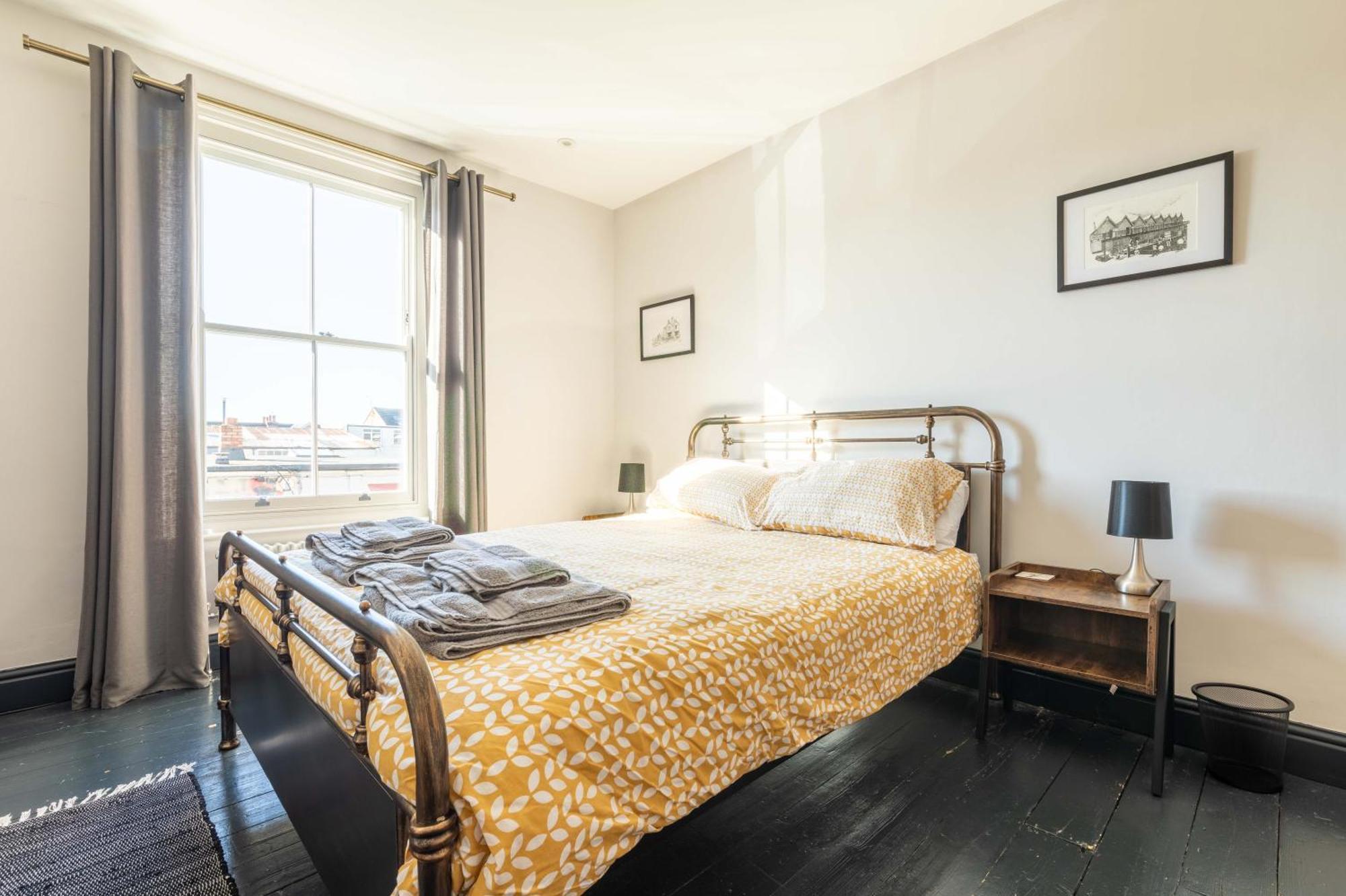 Fig Tree Cottage วิทสเตเบิล ภายนอก รูปภาพ